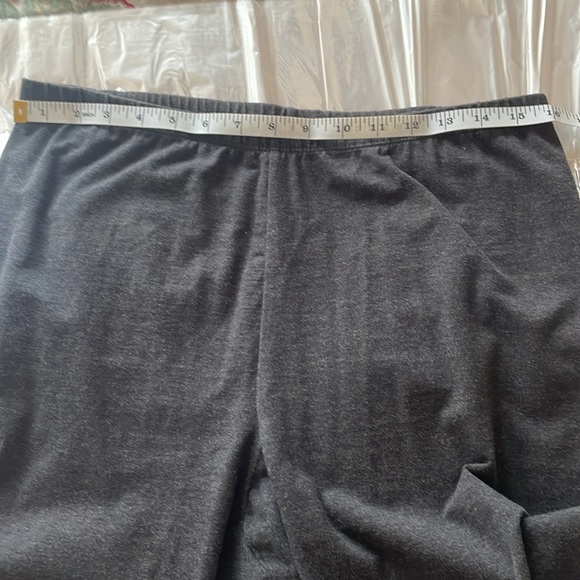 Vera Wang. XL. Gray Leggings. - Picture 4 of 5